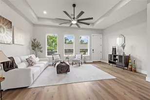 5947 Collingsworth St, Houston, TX 77026 - Photo 9
