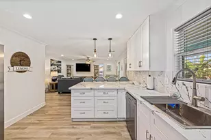 1602 55th St, Galveston, TX 77551 - Photo 15