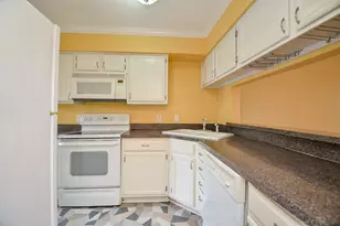 757 Bering Dr, Houston, TX 77057 - Photo 15