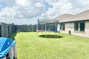 3939 Country Club Dr, Baytown, TX 77521 - Photo 35