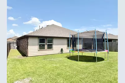 3939 Country Club Drive, Baytown, TX 77521 - Photo 33