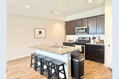 3939 Country Club Drive, Baytown, TX 77521 - Photo 5