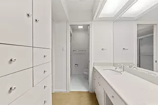 4868 Post Oak Timber Dr, Houston, TX 77056 - Photo 27