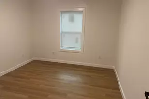 5235 Myrtlewood St, Houston, TX 77033 - Photo 9