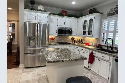 308 Rosemary Lane, Lake Jackson, TX 77566 - Photo 17