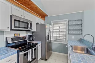 13810 San Domingo Dr, Galveston, TX 77554 - Photo 3