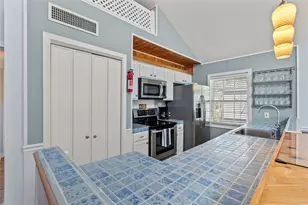 13810 San Domingo Dr, Galveston, TX 77554 - Photo 13