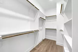 7819 Colonial Ln, Houston, TX 77051 - Photo 19