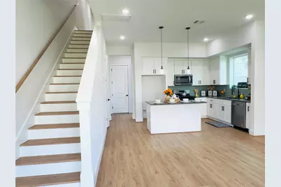 7819 Colonial Lane, Houston, TX 77051 - Photo 11