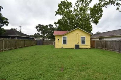 4541 Dakota Street, Dickinson, TX 77539 - Photo 11