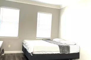 8806 Inglebrook Ln, Houston, TX 77083 - Photo 11