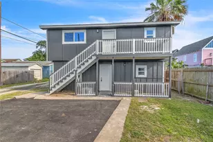 2919 Avenue K, Galveston, TX 77550 - Photo 1