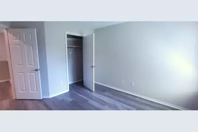 230 S Walden Elms Circle, The Woodlands, TX 77382 - Photo 17