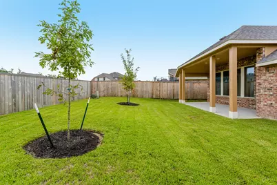 16 Florentino Vine Place, The Woodlands, TX 77354 - Photo 33