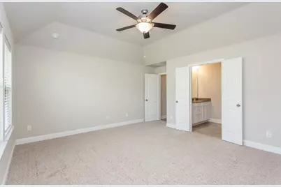 16 Florentino Vine Place, The Woodlands, TX 77354 - Photo 19