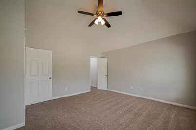 215 Wood Circle Lane, Houston, TX 77015 - Photo 37