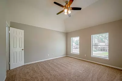 215 Wood Circle Lane, Houston, TX 77015 - Photo 35