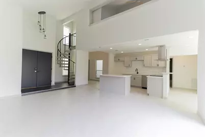 11042 Petworth Drive, Houston, TX 77072 - Photo 9