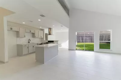 11042 Petworth Drive, Houston, TX 77072 - Photo 11
