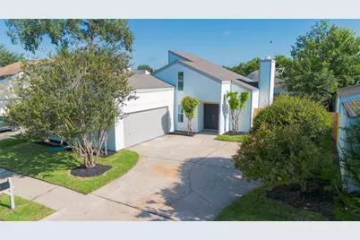 11042 Petworth Drive, Houston, TX 77072 - Photo 3