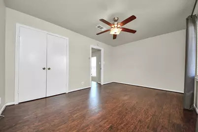 6334 Chevy Chase Drive #17, Houston, TX 77057 - Photo 9