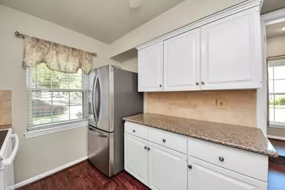 6334 Chevy Chase Drive #17, Houston, TX 77057 - Photo 19