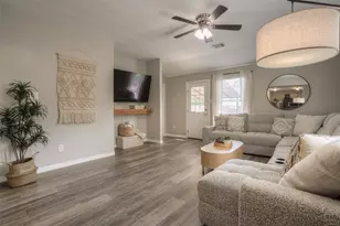 5049 Willow Point Dr, Conroe, TX 77303 - Photo 9