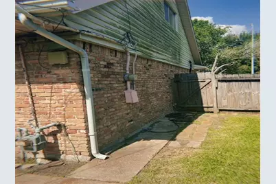 2901 Peach Lane, Pasadena, TX 77502 - Photo 7