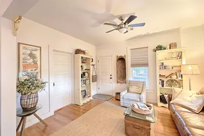 307 W Market Street, Fayetteville, TX 78940 - Photo 7