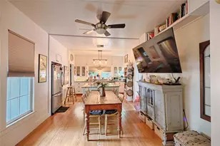 307 W Market St, Fayetteville, TX 78940 - Photo 9