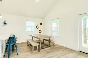 1627 Bluewater Hwy, Surfside Beach, TX 77541 - Photo 19