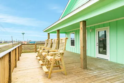 1627 Blue Water Hwy, Surfside Beach, TX 77541 - Photo 9