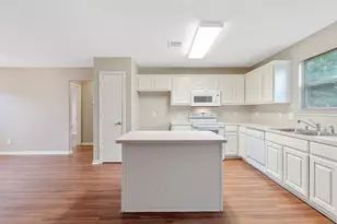 16225 Summerset Estates Blvd, Conroe, TX 77302 - Photo 7