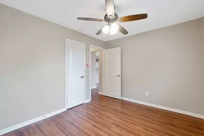 16225 Summerset Estates Boulevard, Conroe, TX 77302 - Photo 19