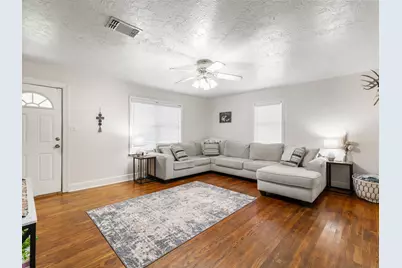 444 Avenue C, Blessing, TX 77419 - Photo 5