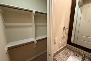 2021 Fannin Station, Houston, TX 77045 - Photo 9