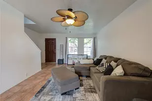 6803 Manor Hollow Ln, Katy, TX 77450 - Photo 5