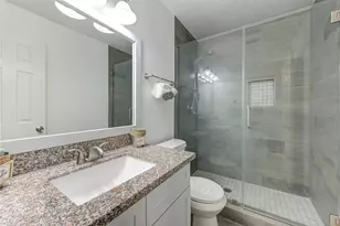 6803 Manor Hollow Ln, Katy, TX 77450 - Photo 17