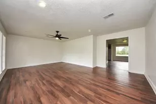 24992 Country Estates Dr, New Caney, TX 77357 - Photo 7