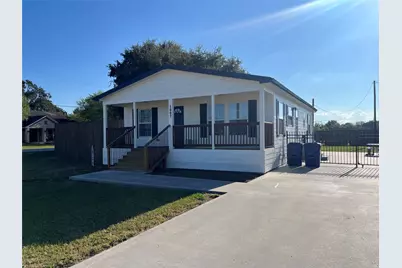 1007 Rose Lane, Eagle Lake, TX 77434 - Photo 3