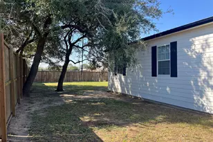 1007 Rose Ln, Eagle Lake, TX 77434 - Photo 37