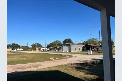 1007 Rose Lane, Eagle Lake, TX 77434 - Photo 11