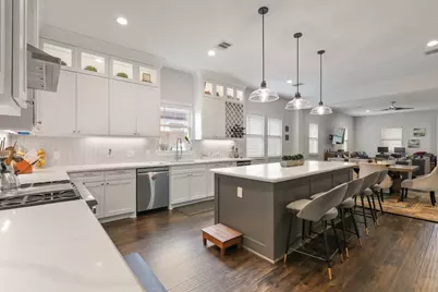 913 Eleanor Street, Houston, TX 77009 - Photo 5