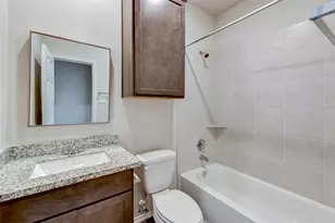 407 E Avenue G, Conroe, TX 77301 - Photo 9