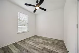 2610 Cochran St, Houston, TX 77009 - Photo 13