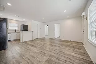 2610 Cochran St, Houston, TX 77009 - Photo 7