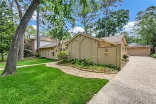 13307 Barryknoll Ln, Houston, TX 77079 - Photo 3