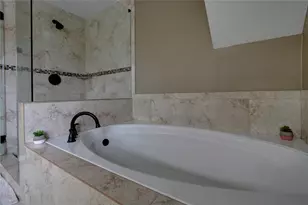 6002 Thom Rd, Humble, TX 77346 - Photo 5