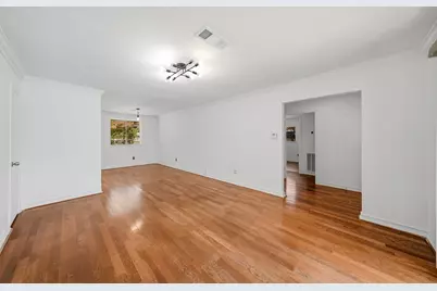 10910 Corona Lane, Houston, TX 77072 - Photo 15