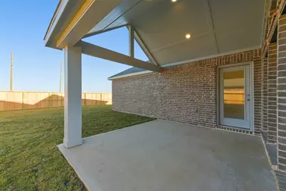1525 Apache Heights Drive, Dayton, TX 77535 - Photo 5